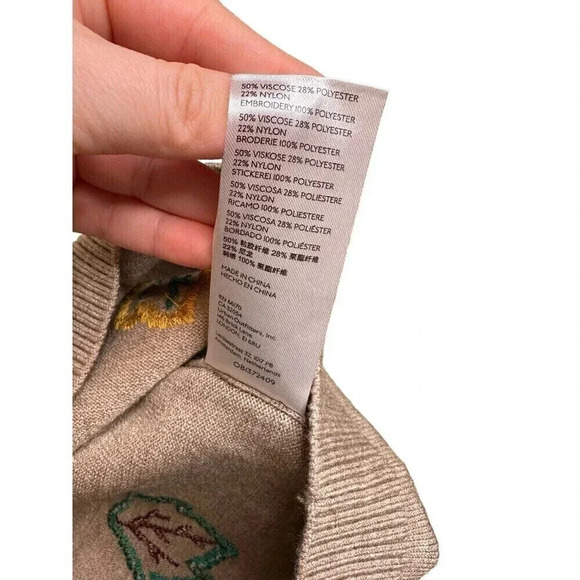 By Anthropologie Sweater Skirt Embroidered Size XL NWT in Neutral Motif - Picture 9 of 9